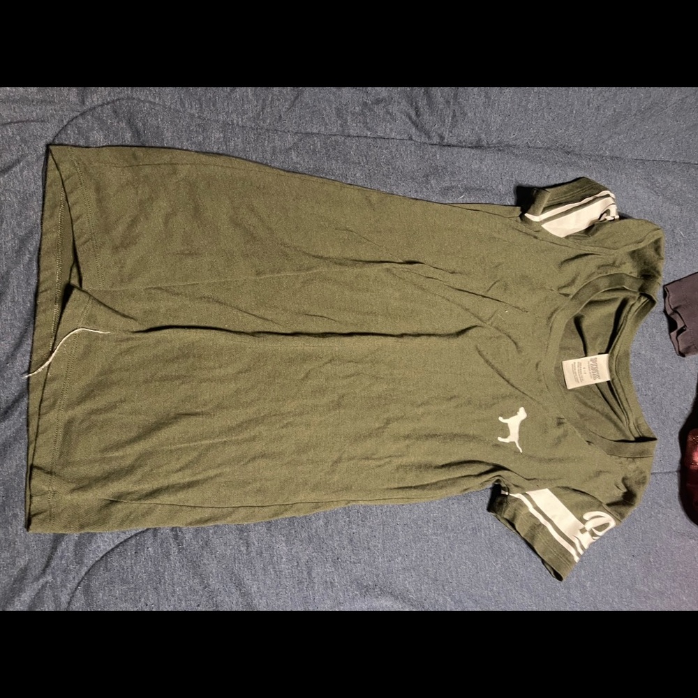 Pink t shirt